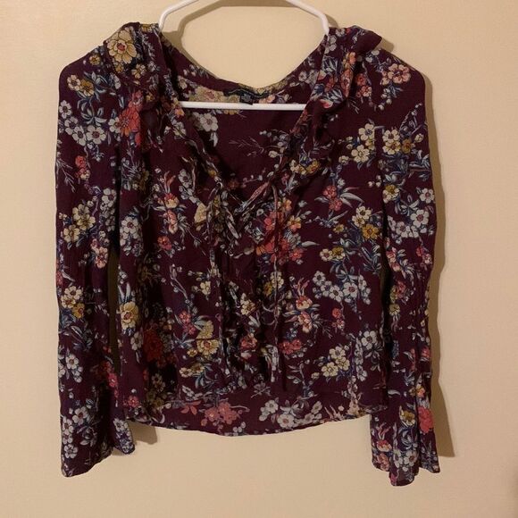 American Eagle Maroon Floral Long Sleeve Ruffle Blouse size XS - Picture 1 of 7